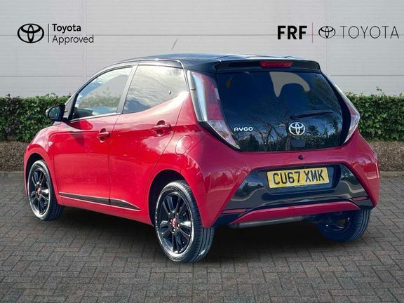 Toyota Aygo Xcite4 M Bi-tone CU67XMK Red #4