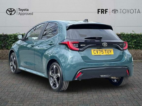 Toyota Yaris Excel Green #4