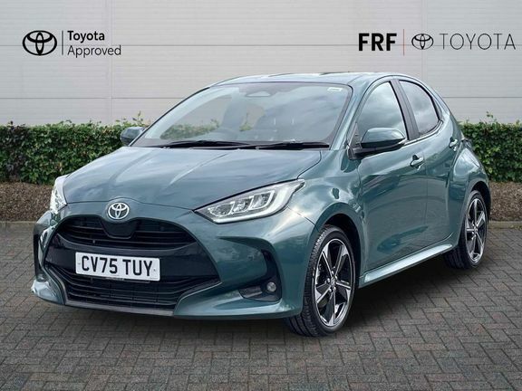 Toyota Yaris Excel Green #3