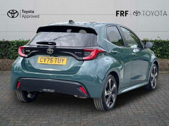 Toyota Yaris Excel Green #2