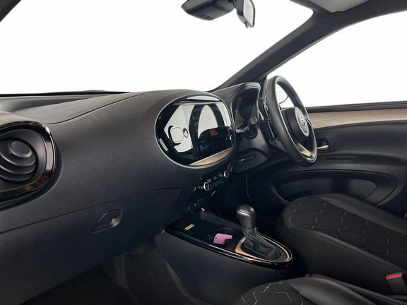Toyota Aygo X Exclusive Auto CV25FLM Beige #5