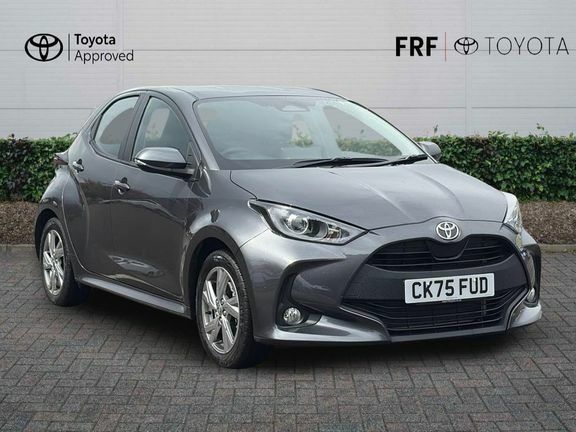 Toyota Yaris Icon Grey