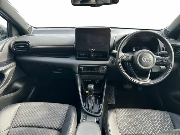 Toyota Yaris Excel Silver #6