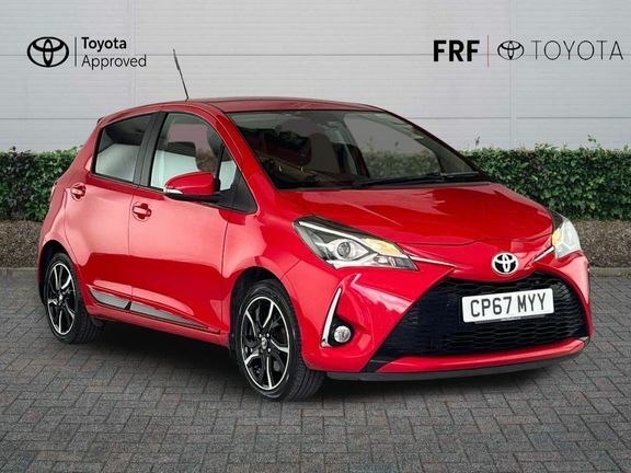Toyota Yaris 1.5 Design Red