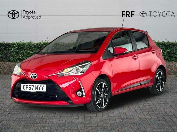 Toyota Yaris 1.5 Design CP67MYY Red #3