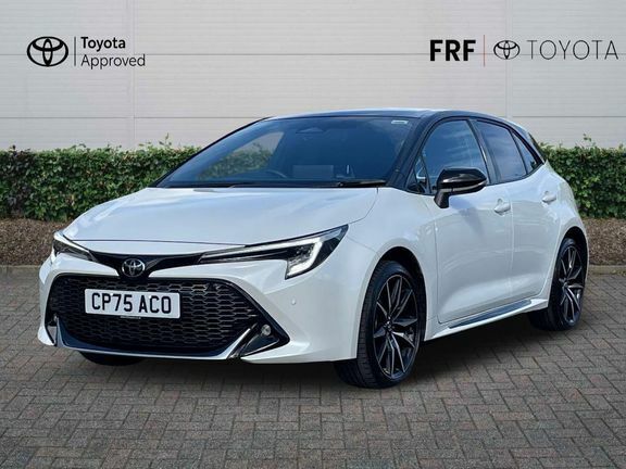 Toyota Corolla Gr Sport 2.0 Hb Bi-tone CP75ACO White #3