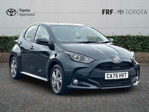 Toyota Yaris Icon Black