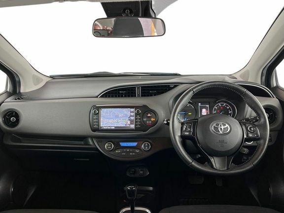 Toyota Yaris 1.5 Vvt-h Icon Tech E-cvt Euro 6 Ss LP19LBY Grey #6
