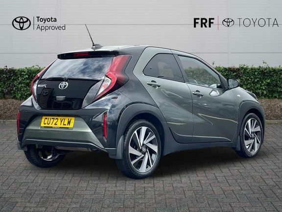 Toyota Aygo X Edge Canvas Roof CU72YLW Green #2