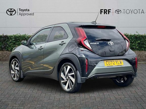 Toyota Aygo X Edge Canvas Roof CU72YLW Green #4