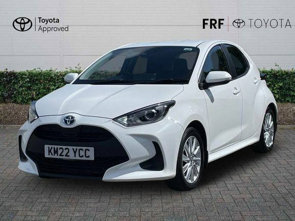 Toyota Yaris Icon 1.5 Hybrid KM22YCC White #3