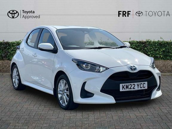 Toyota Yaris Icon 1.5 Hybrid White