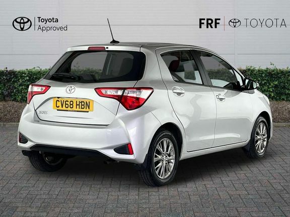 Toyota Yaris Icon 1.5M CV68HBN Silver #2