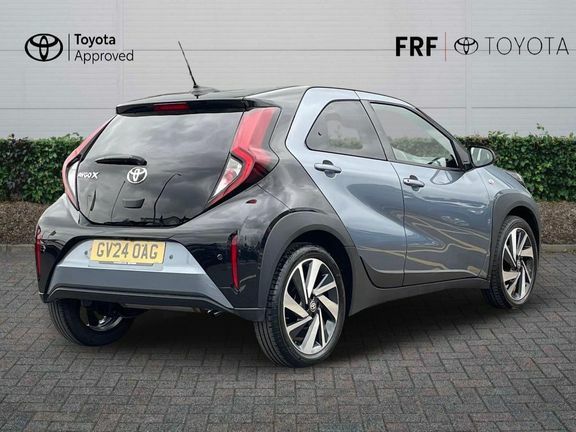 Toyota Aygo X Edge Parking Pack GV24OAG #2