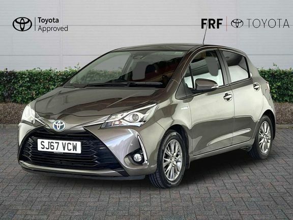 Toyota Yaris Icon Tech Hybrid SJ67VCW Brown #3