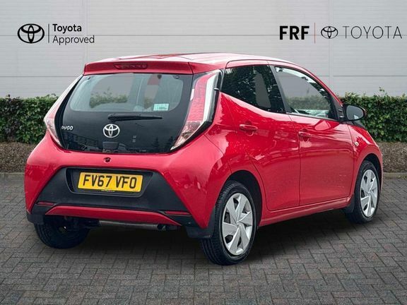 Toyota Aygo X X-play X-shift Red #2