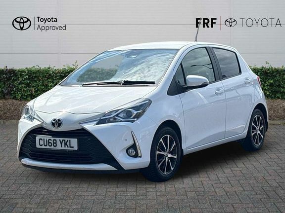 Toyota Yaris Icon Tech 1.5M CU68YKL White #3