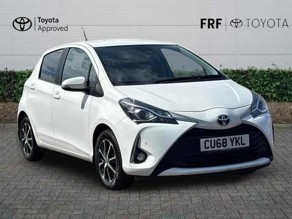 Toyota Yaris Icon Tech 1.5M White