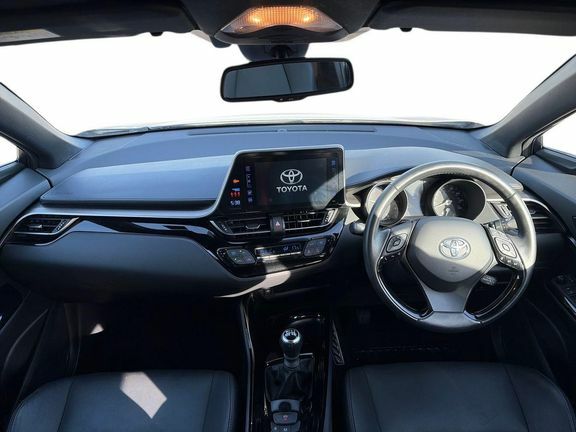 Toyota C-Hr 1.2 Vvt-i Dynamic Euro 6 Ss CA19XFV White #5