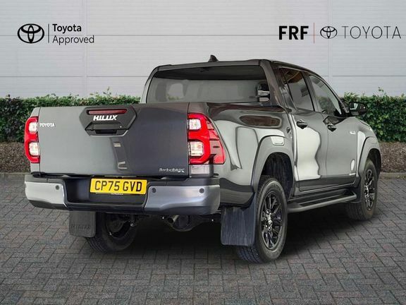 Toyota HILUX Invincible X Dc 2.8 Hybrid 48V CP75GVD Grey #2