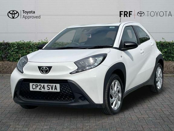 Toyota Aygo X Pure Automatic CP24SVA White #3