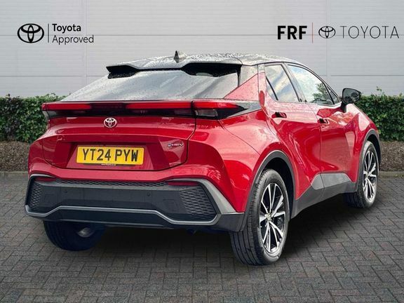 Toyota C-Hr Design 1.8 Fwd Bi-tone YT24PYW #2
