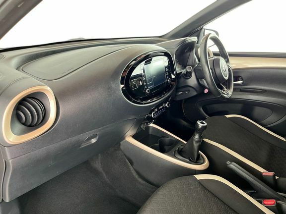 Toyota Aygo X Edge Manual SL23KTF Beige #5