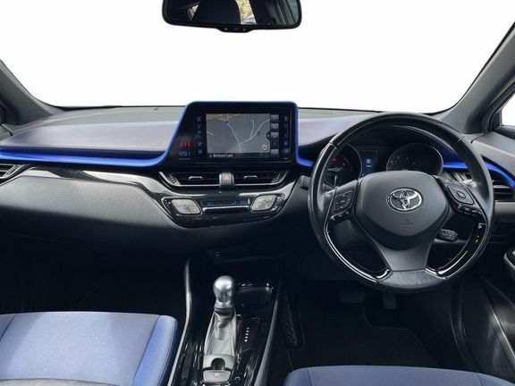 Toyota C-Hr Dynamic 1.8Cvt VK17NKX Silver #6