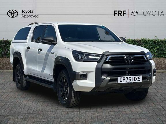 Toyota HILUX Invincible X Dc 2.8 Hybrid 48V White