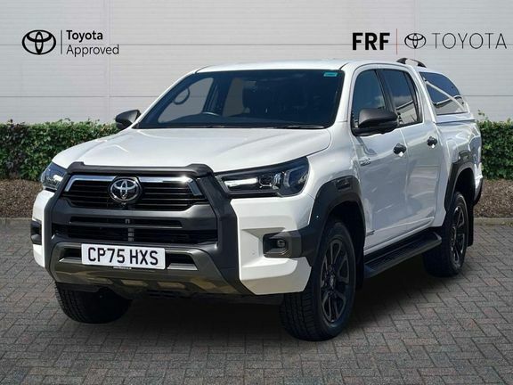 Toyota HILUX Invincible X Dc 2.8 Hybrid 48V CP75HXS White #3