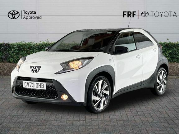 Toyota Aygo X Edge Parking Pack CV73OHB White #3