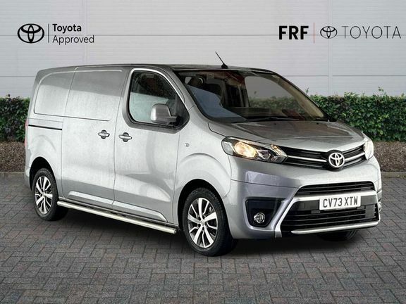 Toyota PROACE 2.0D Design Medium Panel Van Mwb Euro 6 Ss Grey