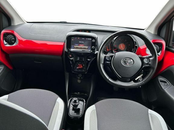 Toyota Aygo X X-style X-shift GF18KVP Red #6