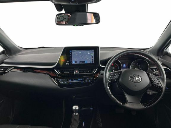 Toyota C-Hr Gr Sport 1.8 CV23JDZ White #6