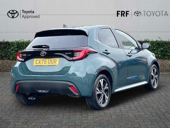 Toyota Yaris Design Safety Pack Green #2