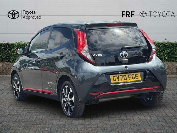 Toyota Aygo X X-trend M Grey #4