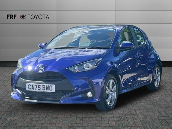 Toyota Yaris Icon Blue #3