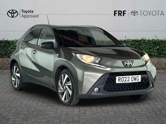 Toyota Aygo X Edge Manual Green
