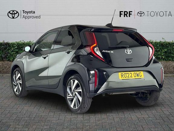 Toyota Aygo X Edge Manual RO22OWG Green #4
