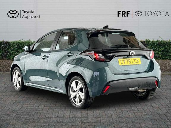 Toyota Yaris Icon CV75LCX Green #4