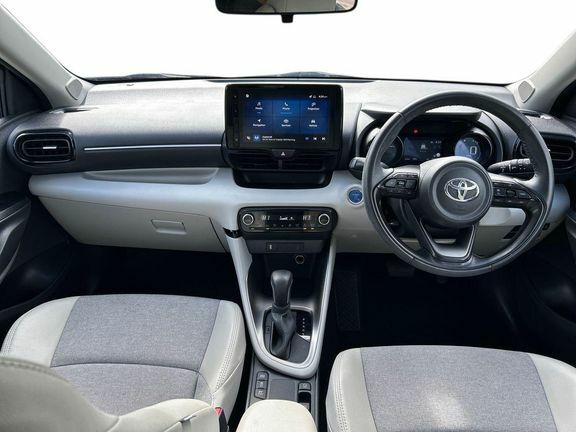 Toyota Yaris Excel EF72KMG White #6