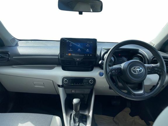 Toyota Yaris Excel Black #6