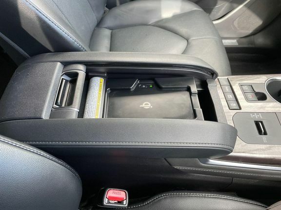 Toyota Highlander Excel Premium #26