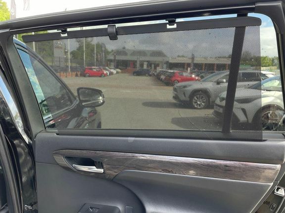 Toyota Highlander Excel Premium #32