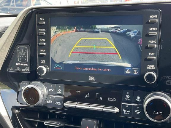Toyota Highlander Excel Premium #16