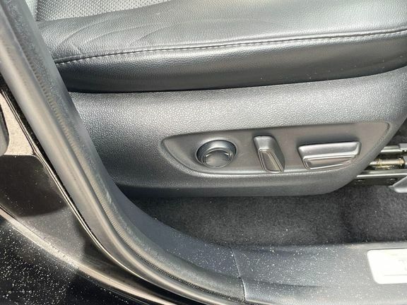 Toyota Highlander Excel Premium #29