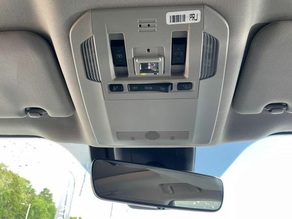 Toyota Highlander Excel Premium #20