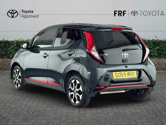 Toyota Aygo X X-trend M Grey #4