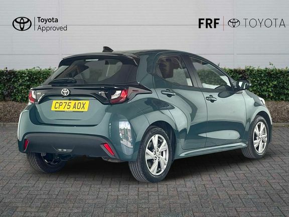 Toyota Yaris Icon CP75AOX Green #2
