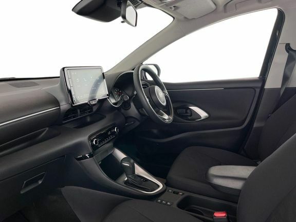 Toyota Yaris Icon CP75PPU Black #5